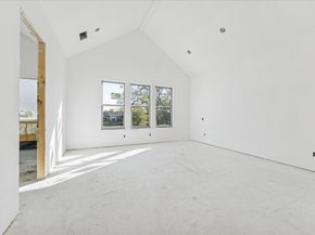 515 W 33rd Street, Houston TX 77018