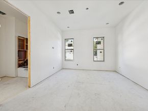 515 W 33rd Street, Houston TX 77018