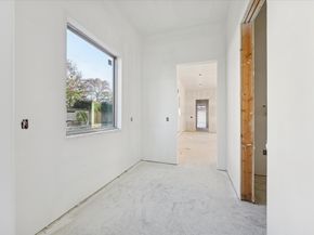 515 W 33rd Street, Houston TX 77018