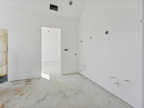 515 W 33rd Street, Houston TX 77018