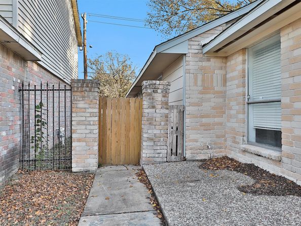 12443 S Rachlin Circle, Houston TX 77071