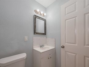 4906 Larkspur Street, Houston TX 77033