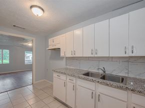 4906 Larkspur Street, Houston TX 77033