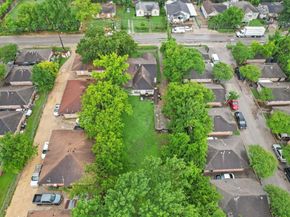 315 E Whitney Street, Houston TX 77022