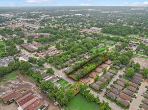 315 E Whitney Street, Houston TX 77022