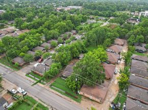 315 E Whitney Street, Houston TX 77022