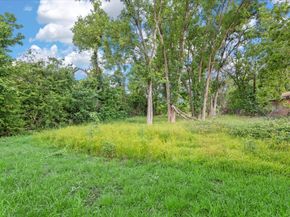 315 E Whitney Street, Houston TX 77022