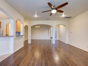 7611 S Linpar Court S, Houston TX 77040