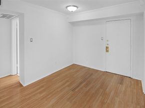 4631 Wild Indigo Street 574, Houston TX 77027