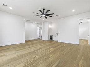 204 Milwaukee Street, Houston TX 77009