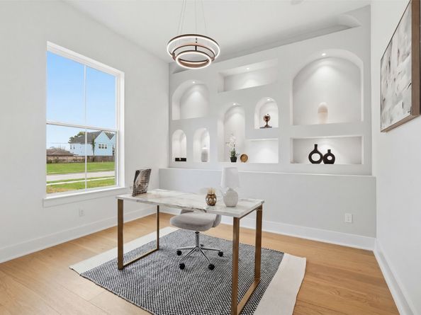 204 Milwaukee Street, Houston TX 77009