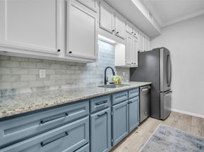 600 Wilcrest Drive 68, Houston TX 77042