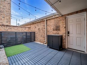 600 Wilcrest Drive 68, Houston TX 77042