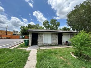 7610 Red Robin Lane 2, Houston TX 77075