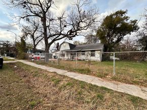 525 Eubanks Street, Houston TX 77022