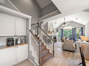 195 W Sundance Circle, The Woodlands TX 77382