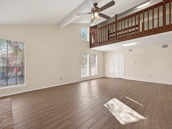 1910 Brushy Creek Drive, Sugar Land TX 77478