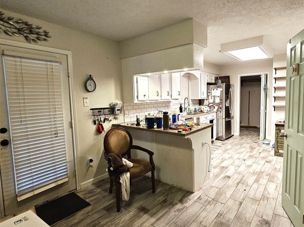 1319 E Main Street, Humble TX 77338