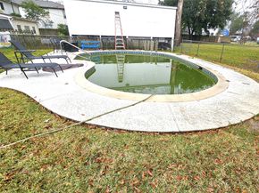 1319 E Main Street, Humble TX 77338