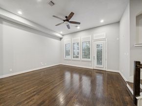 2105 Mason Street, Houston TX 77006