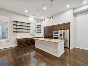 2105 Mason Street, Houston TX 77006