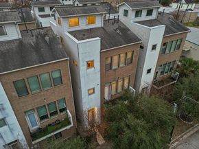 2105 Mason Street, Houston TX 77006