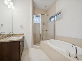 2105 Mason Street, Houston TX 77006