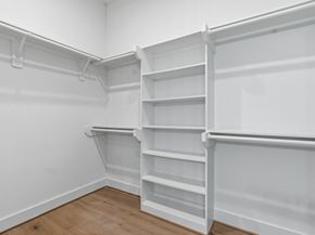 1140 W 16th St Street, Houston TX 77008