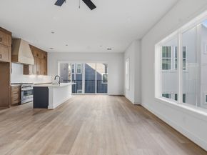 1140 W 16th St Street, Houston TX 77008