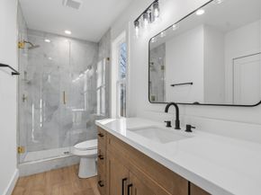 1140 W 16th St Street, Houston TX 77008