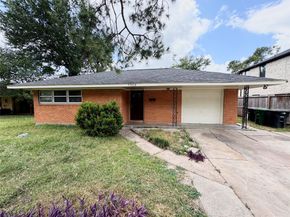 7905 Turquoise Lane, Houston TX 77055