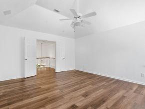 26 E Sterling Pond Circle, The Woodlands TX 77382