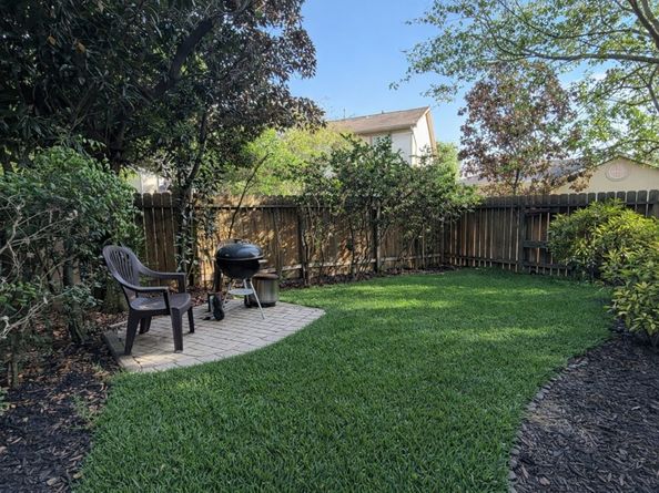 3002 Clearview Circle, Houston TX 77025