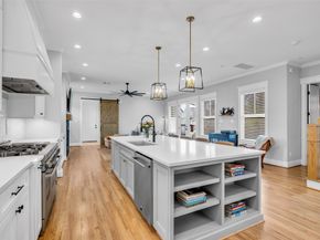 800 Walton Street, Houston TX 77009