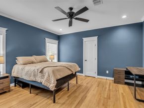 800 Walton Street, Houston TX 77009