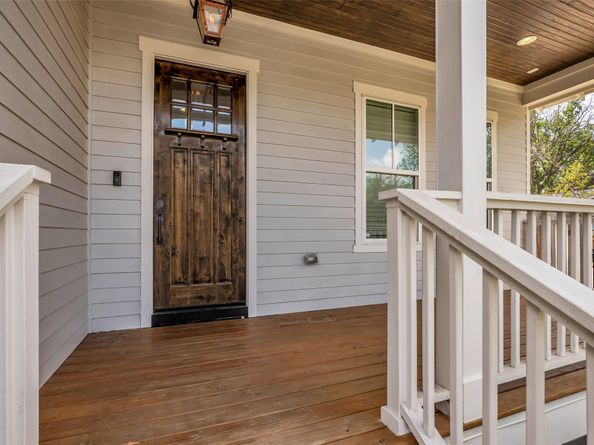 800 Walton Street, Houston TX 77009