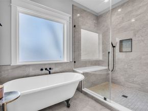 800 Walton Street, Houston TX 77009