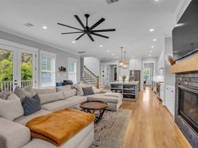 800 Walton Street, Houston TX 77009