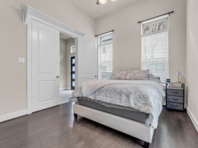 5849 E Post Oak Lane, Houston TX 77055