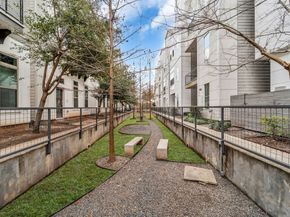 5849 E Post Oak Lane, Houston TX 77055