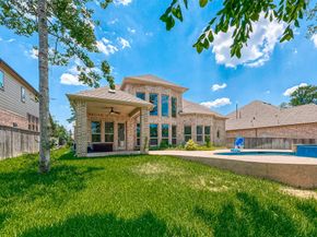 115 N Winter Sunrise Circle, Tomball TX 77375