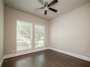 115 N Winter Sunrise Circle, Tomball TX 77375