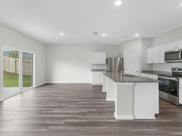 7915 Elowen Grove Drive, Houston TX 77016