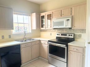 7575 Cambridge Street 1902, Houston TX 77054