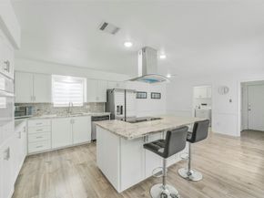 1823 Cherry Bend Drive, Houston TX 77077