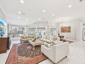 106 Mignon Lane, Houston TX 77024