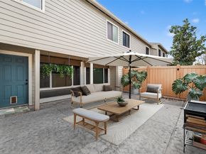 2303 Briarwest Boulevard 2303, Houston TX 77077