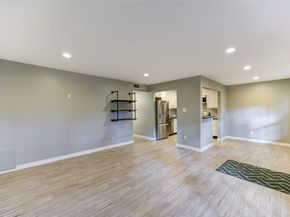 3224 Timmons Lane 155, Houston TX 77027