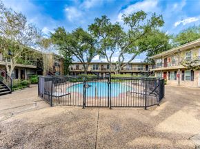 3224 Timmons Lane 155, Houston TX 77027