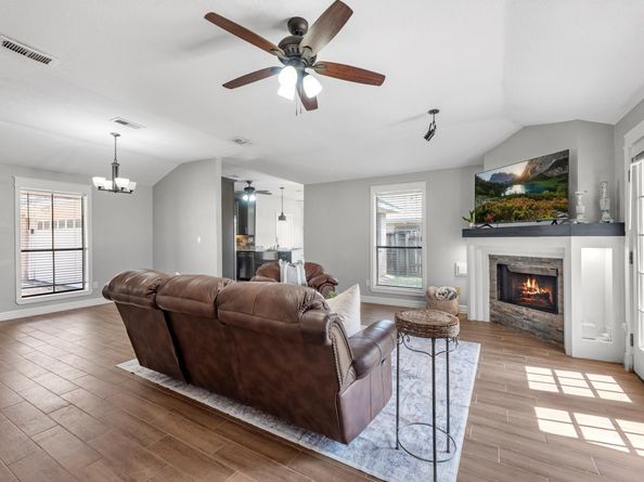 17519 Sundrop Lane, Houston TX 77084